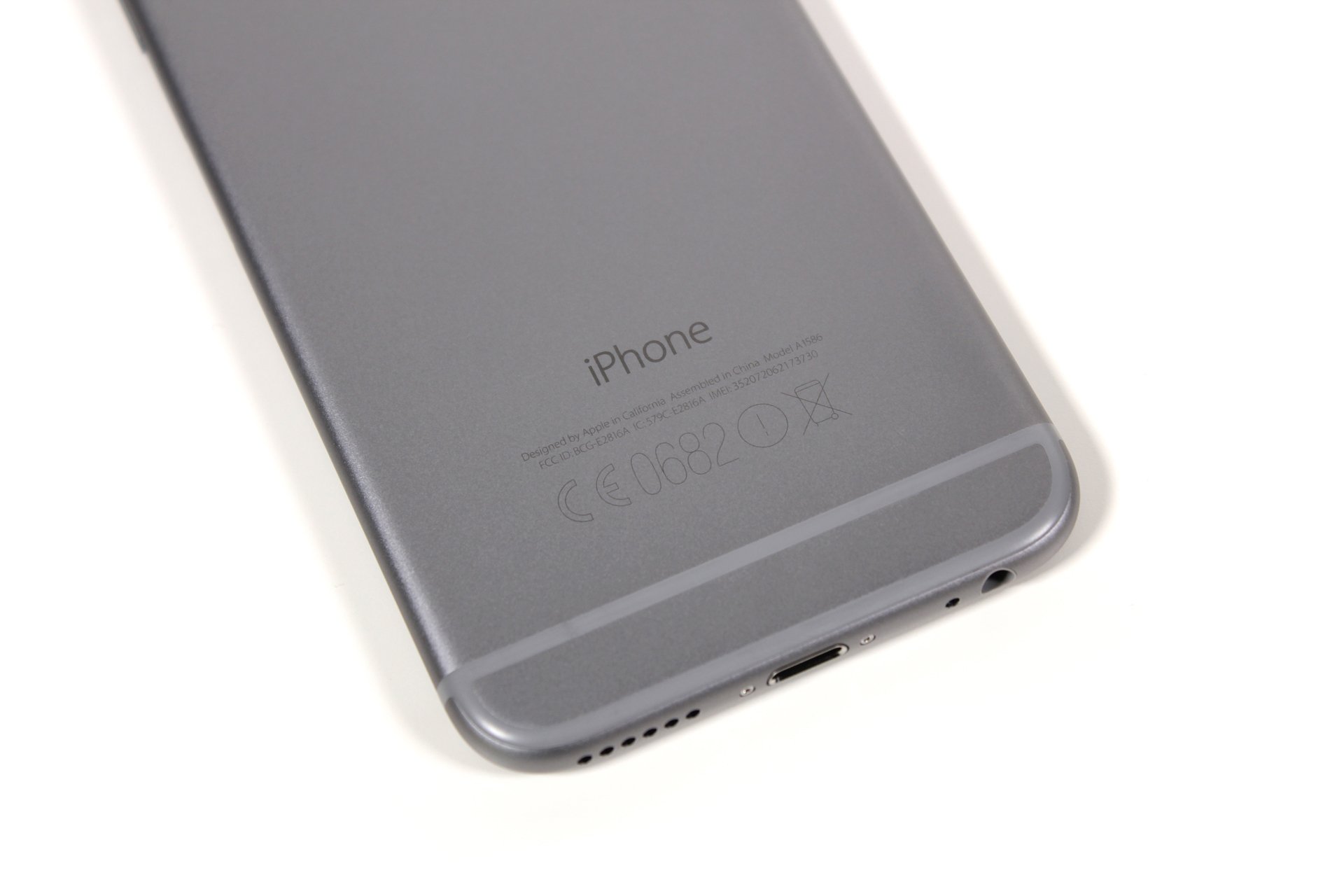 iPhone 6 - Untere Rückseite