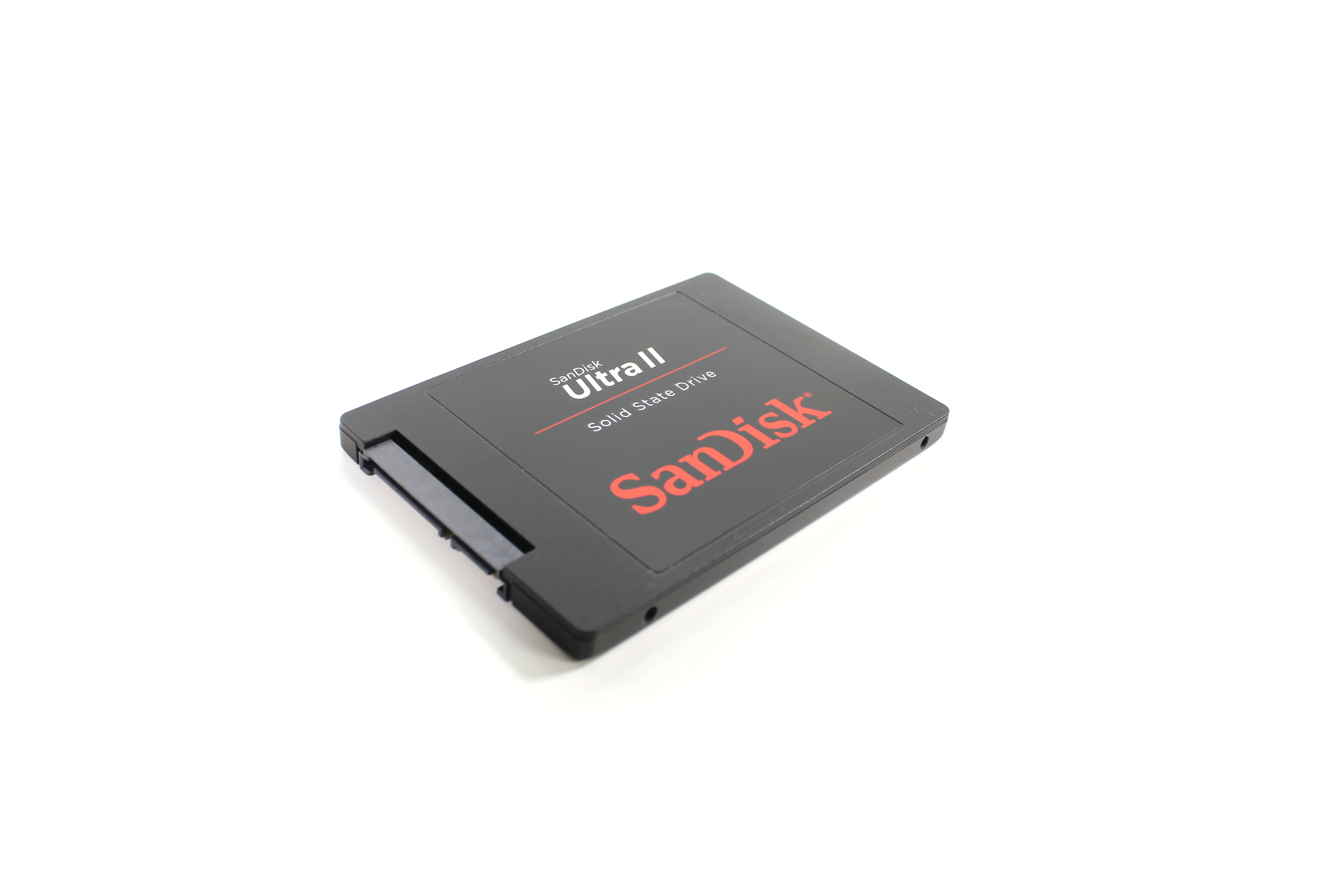 SanDisk Ultra II SSD Schrägansicht