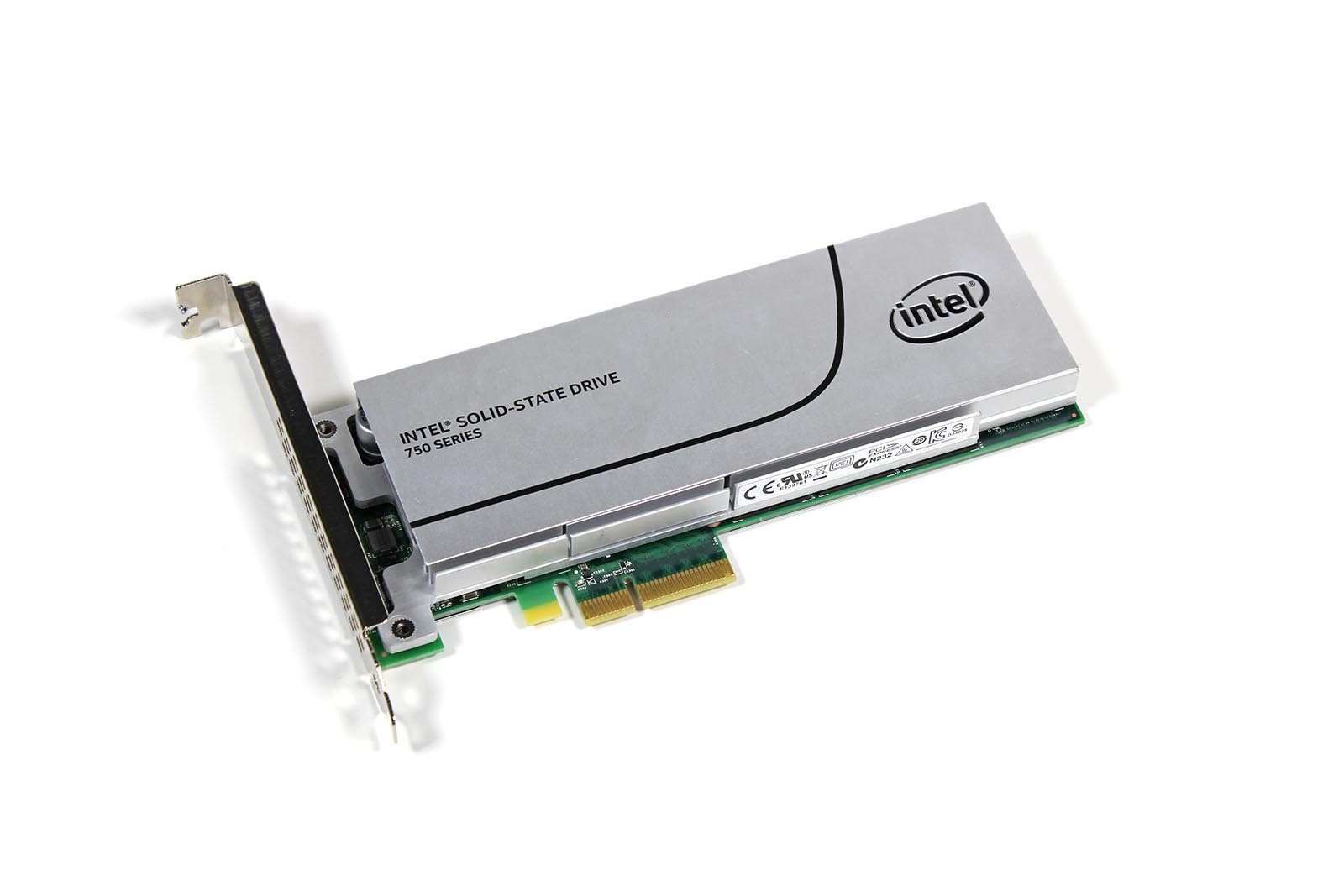 Intel SSD 750 Series Frontansicht