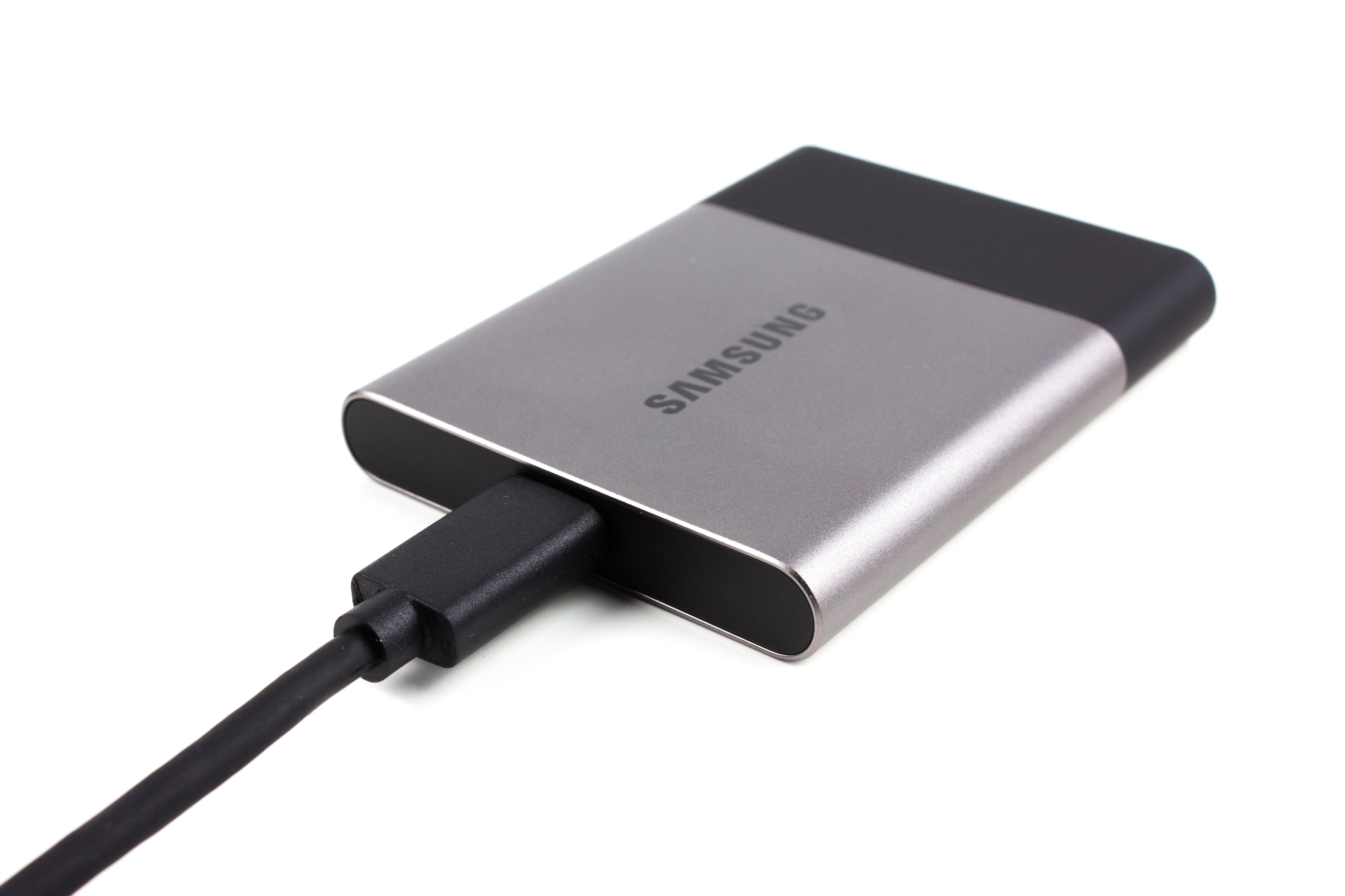 Samsung Portable SSD T3 - Lesertest Leo SSD mit Kabel