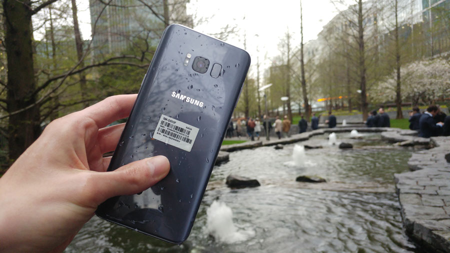 Samsung Galaxy S8 - Nasse Rückseite