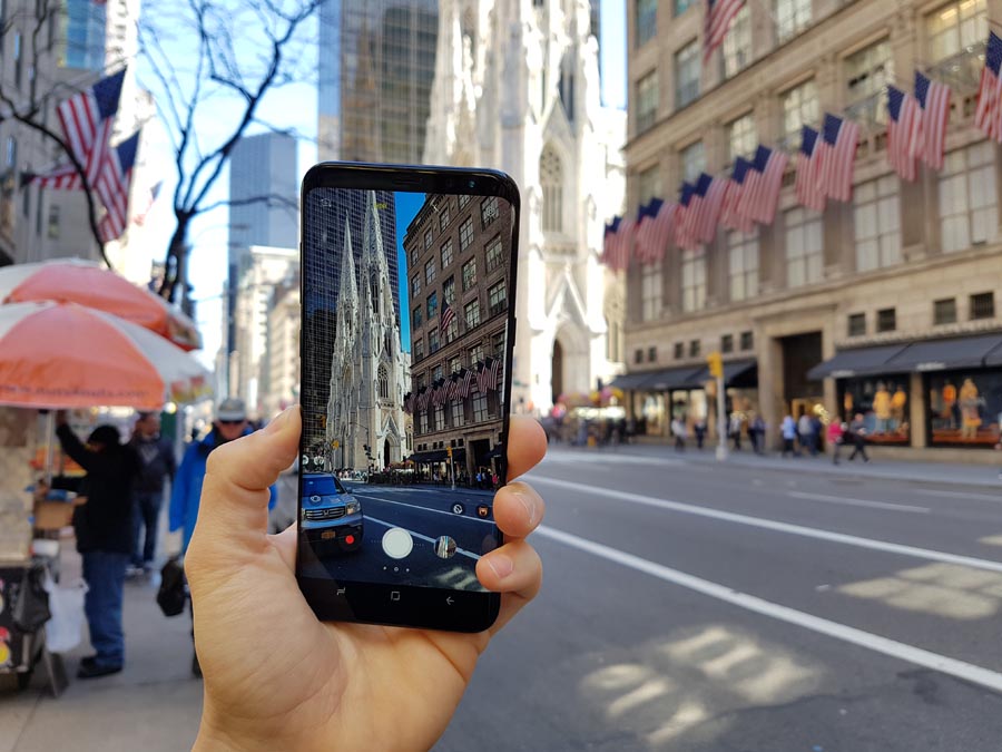 Samsung Galaxy S8 in New York (2)