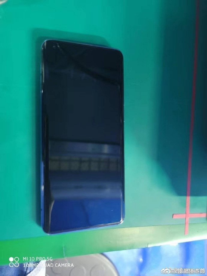 Xiaomi Mi 10 Pro Bildschirm