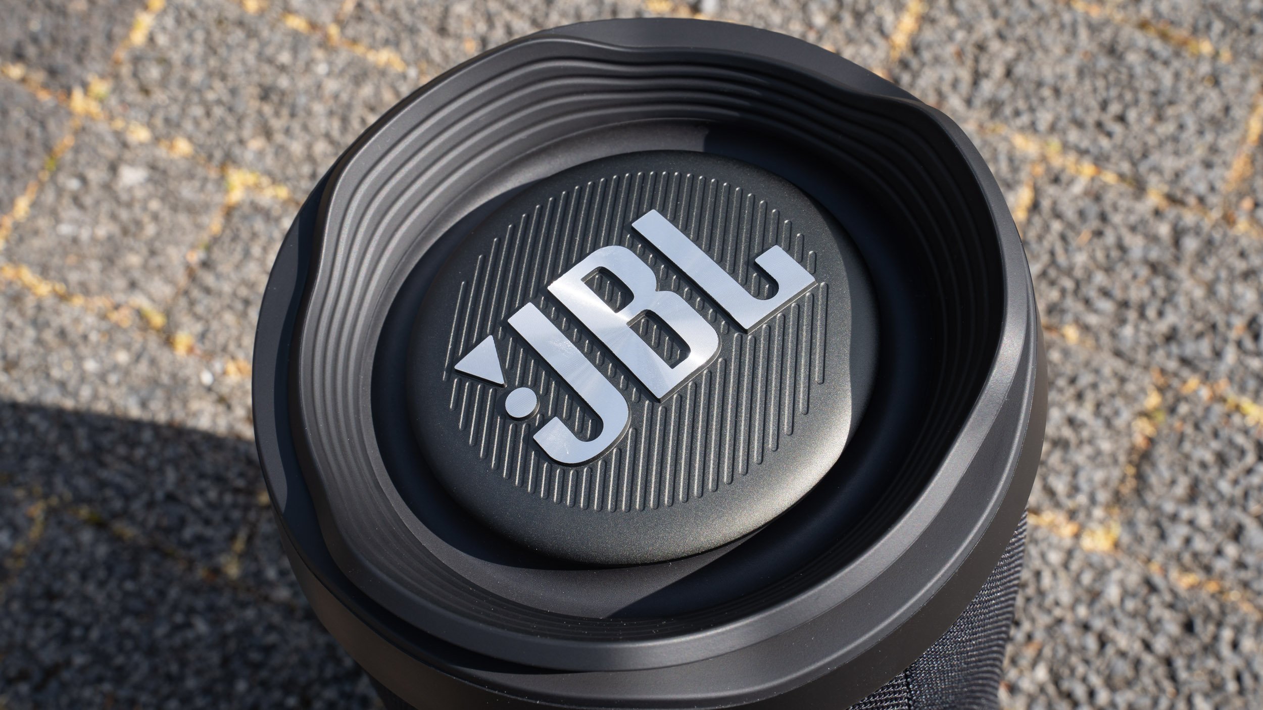 JBL-Boombox-2-Bluetooth-Speaker-3