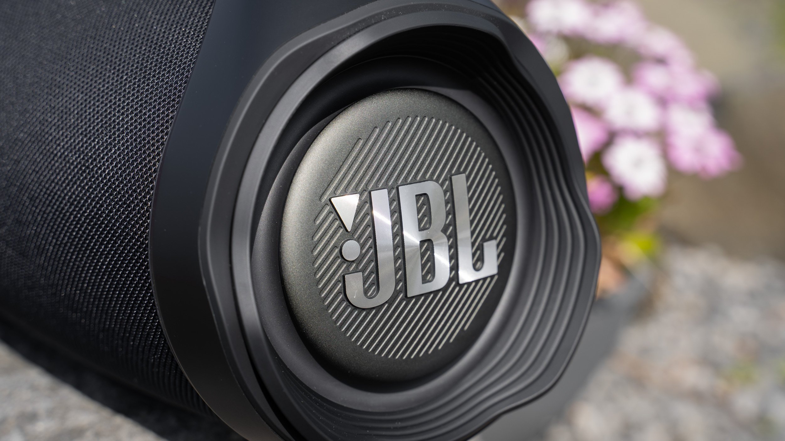 JBL-Boombox-2-Bluetooth-Speaker-8