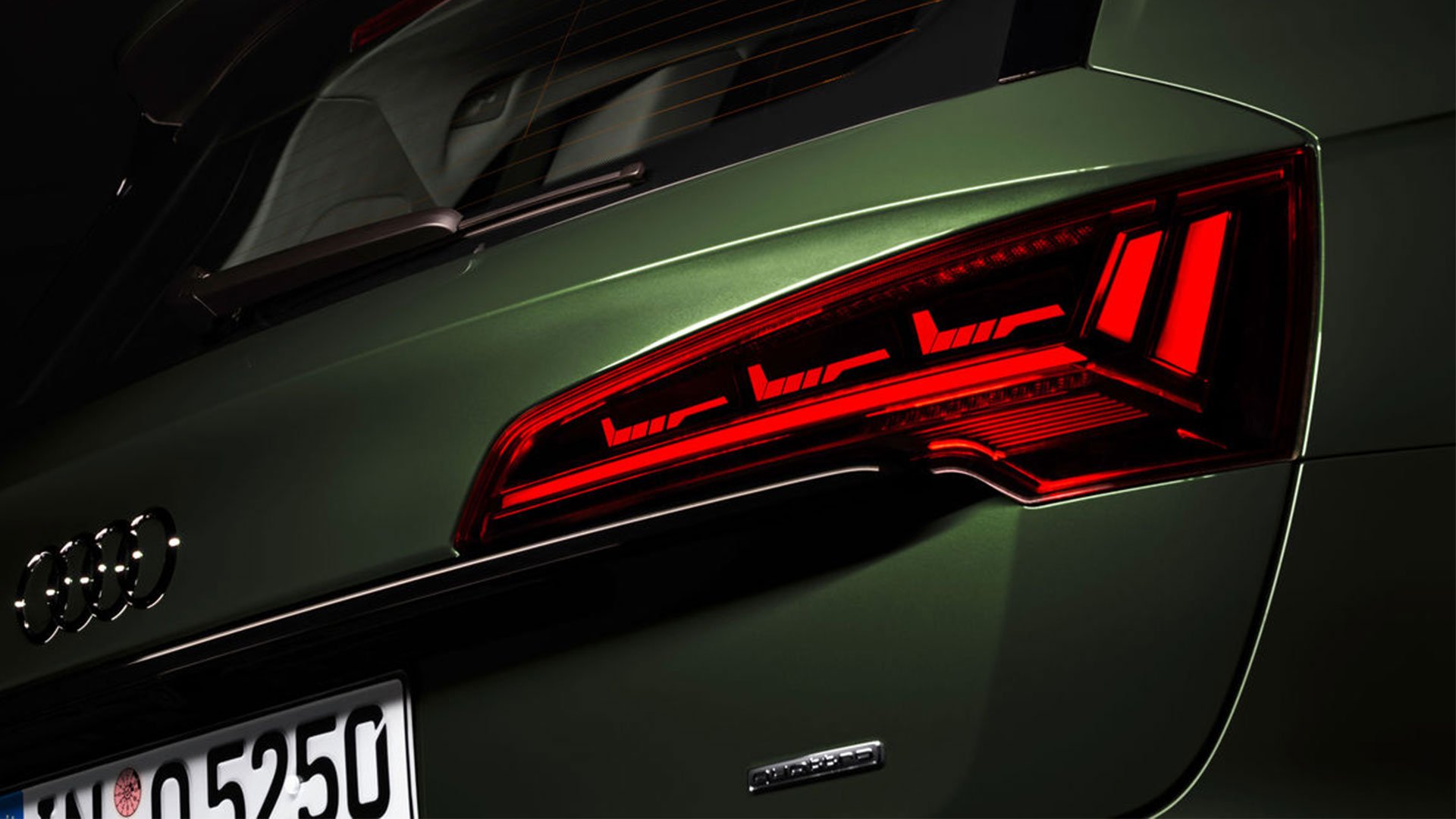 Audi-Q5-OLED