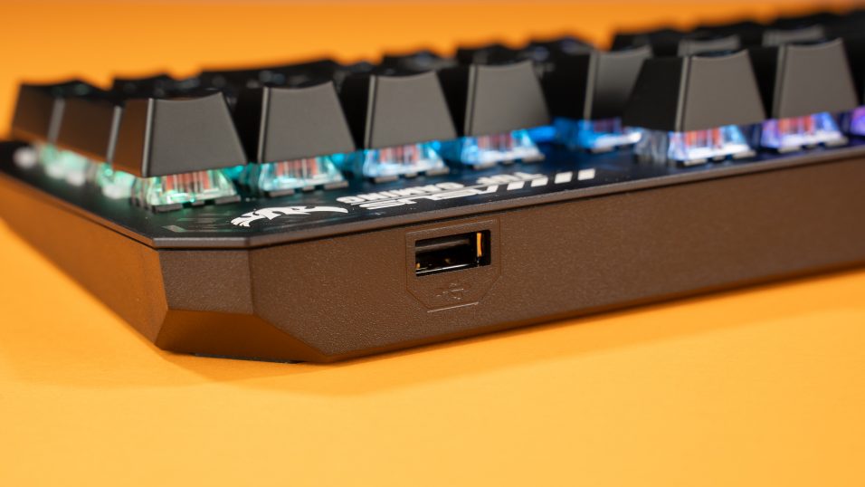 ASUS-TUF-Gaming-K3-Gaming-Tastatur-5