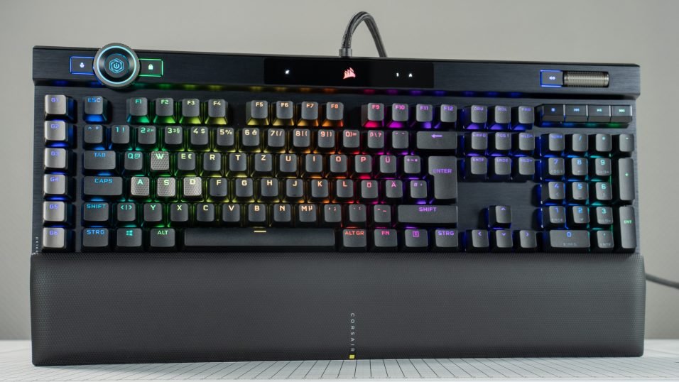 Corsair-K100-RGB-Gaming-Keyboard-Test-19