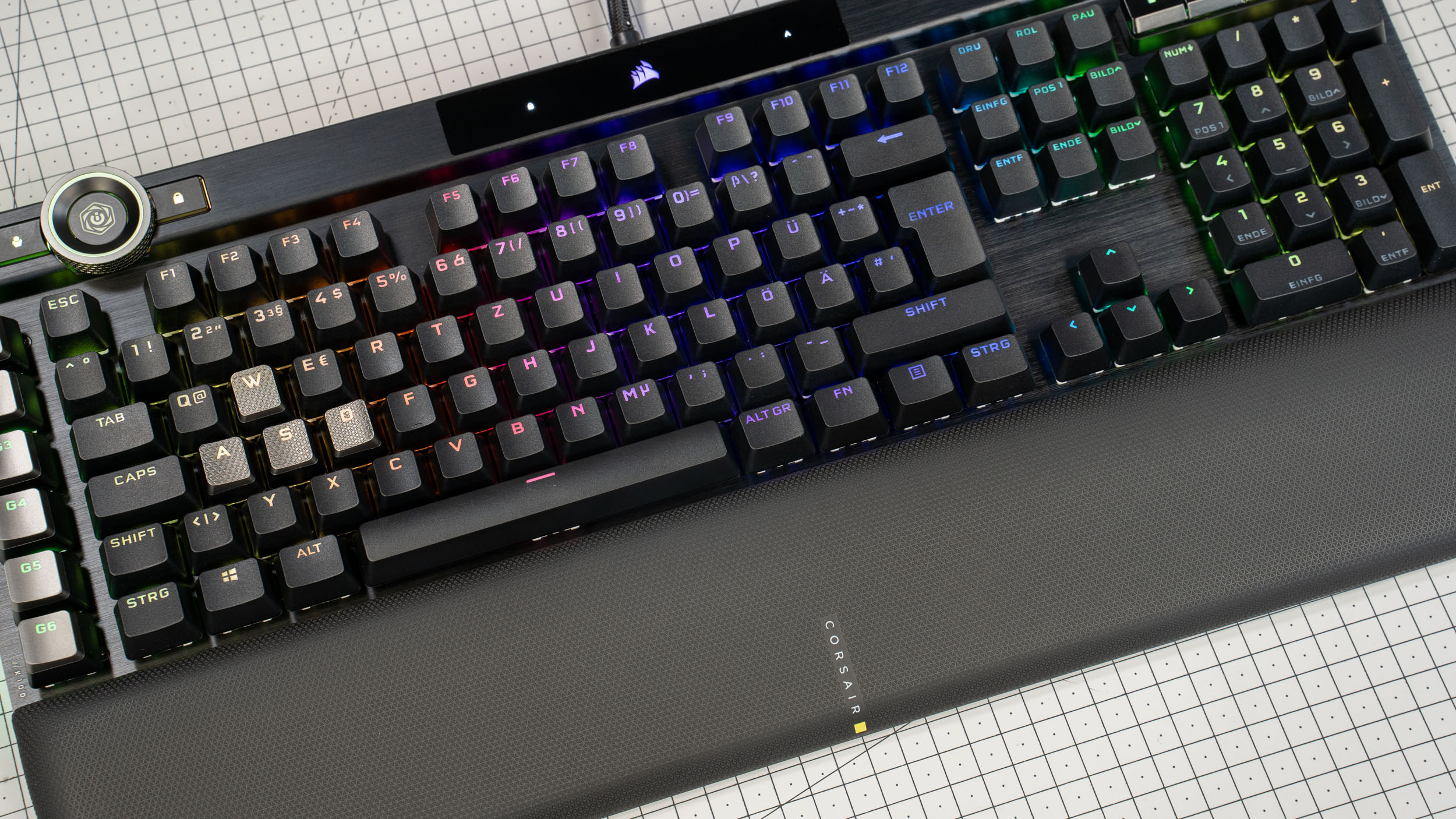 Corsair-K100-RGB-Gaming-Keyboard-Test-2