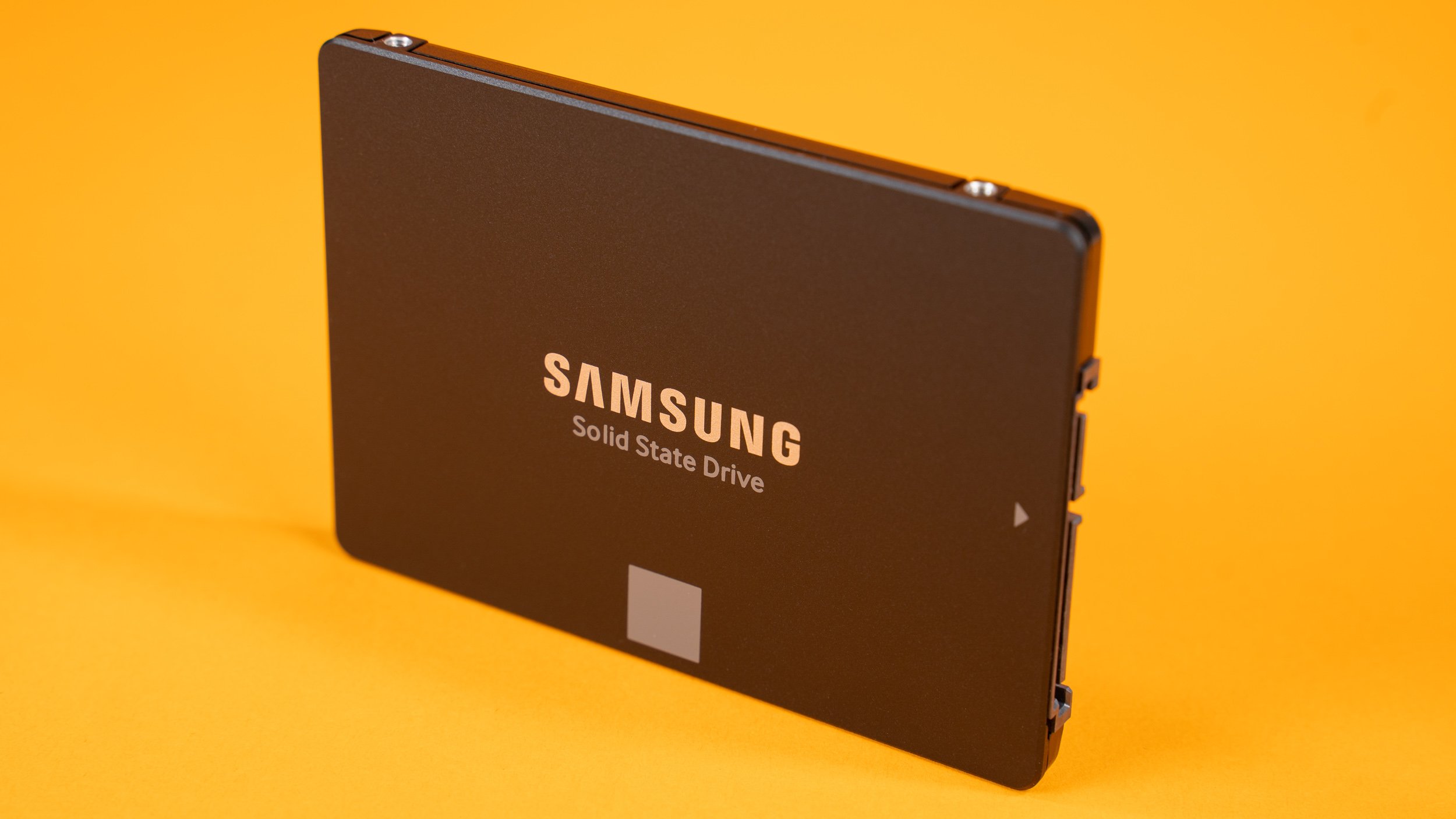 Samsung SSD 870 EVO von der Seite