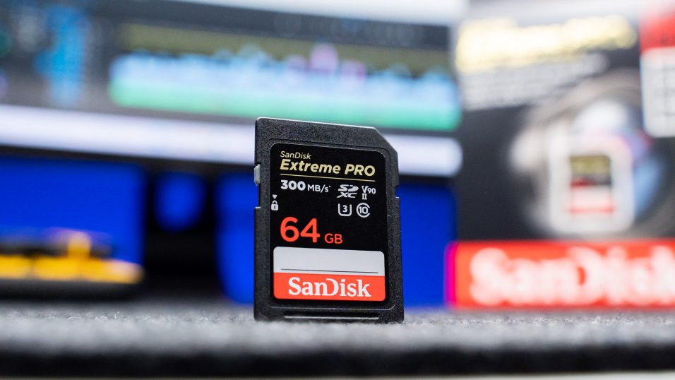 SanDisk Extreme Pro SD-Karte UHS-2 vor der Verpackung