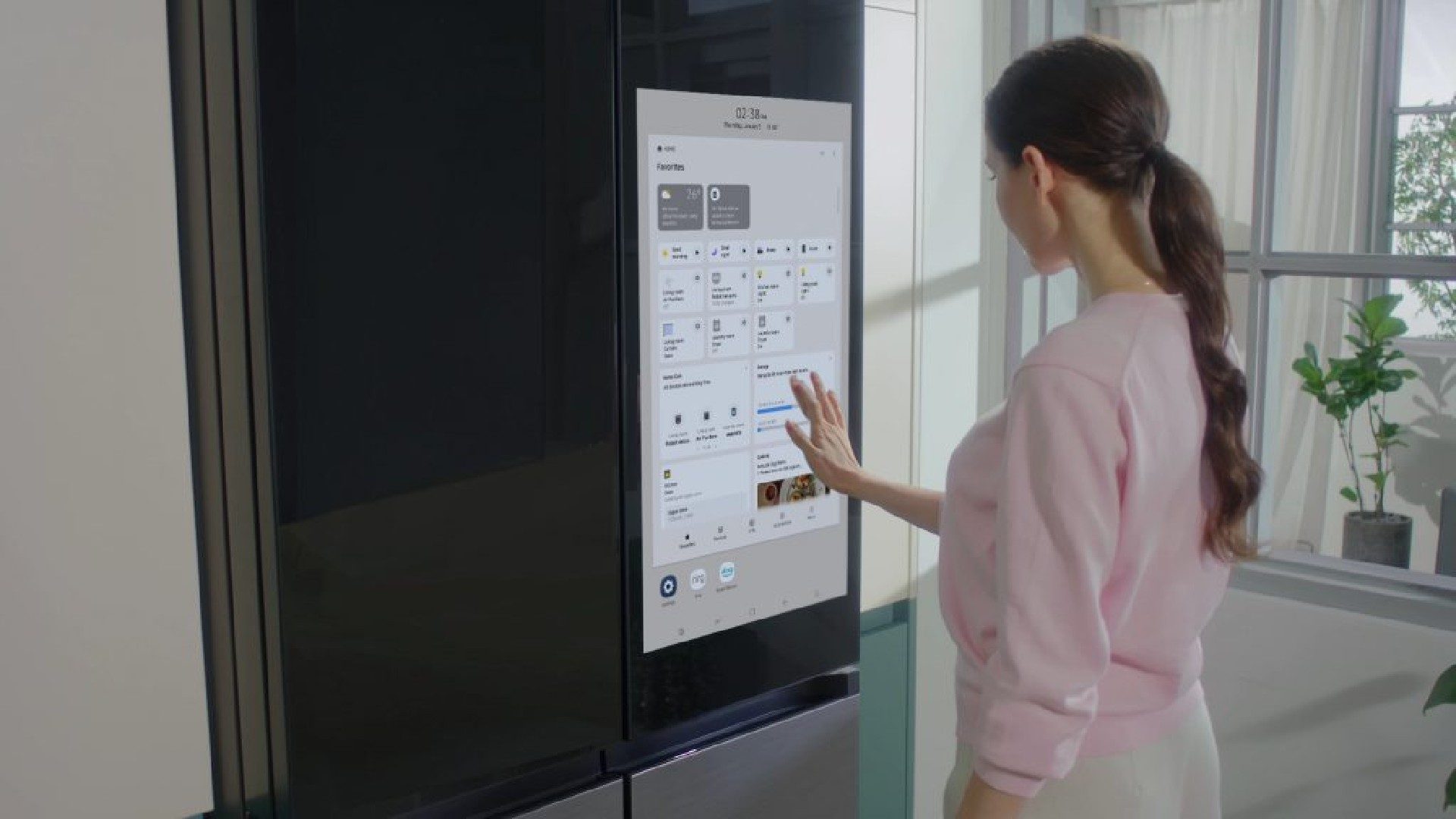 Pantalla gigante del frigorífico inteligente
