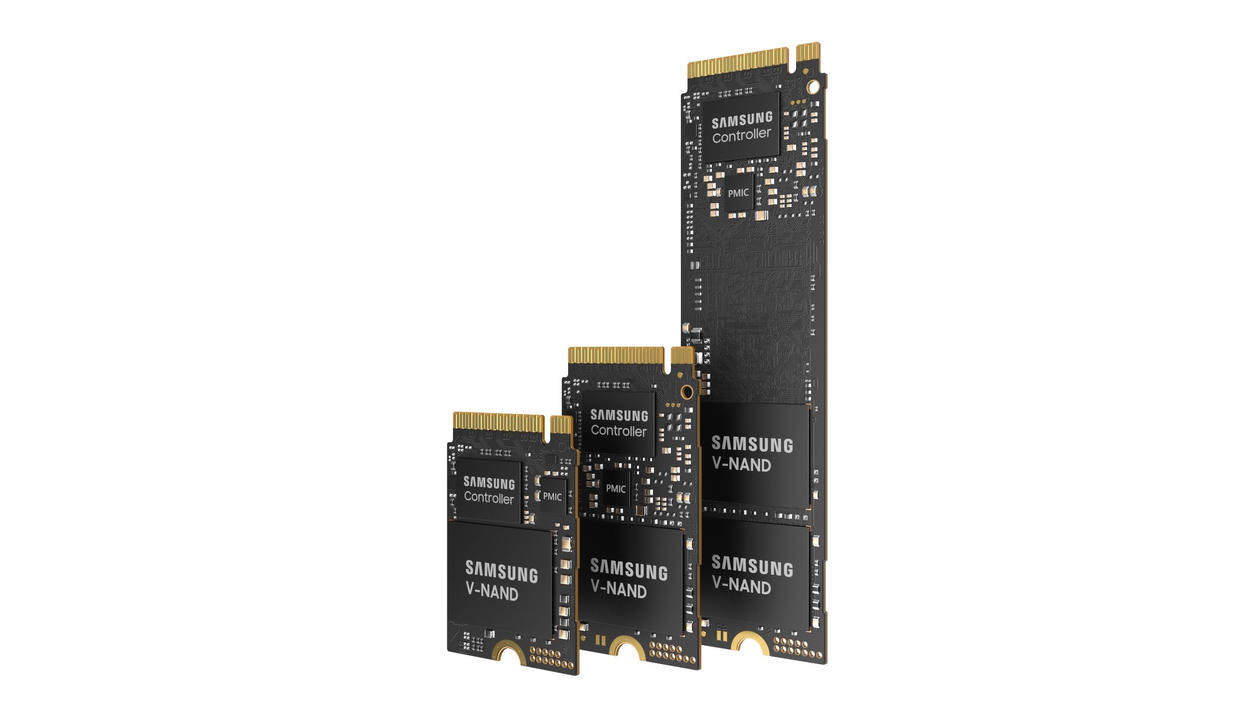 Samsung PM9C1a SSD in drei verschiedenen Formaten nebeneinander stehend.