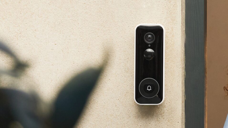 Yale Smart Video Doorbell an der Haustür