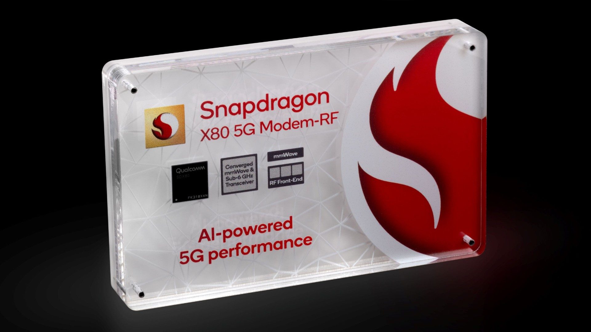 Qualcomm Snapdragon X80 Modem Bild im Case